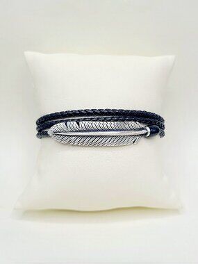 David Yurman Southwest Feather Triple-Wrap Bracelet w/ Black Onyx - Size Medium